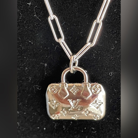 Louis Vuitton Silver Bag Charm Necklace - Picture 5 of 10